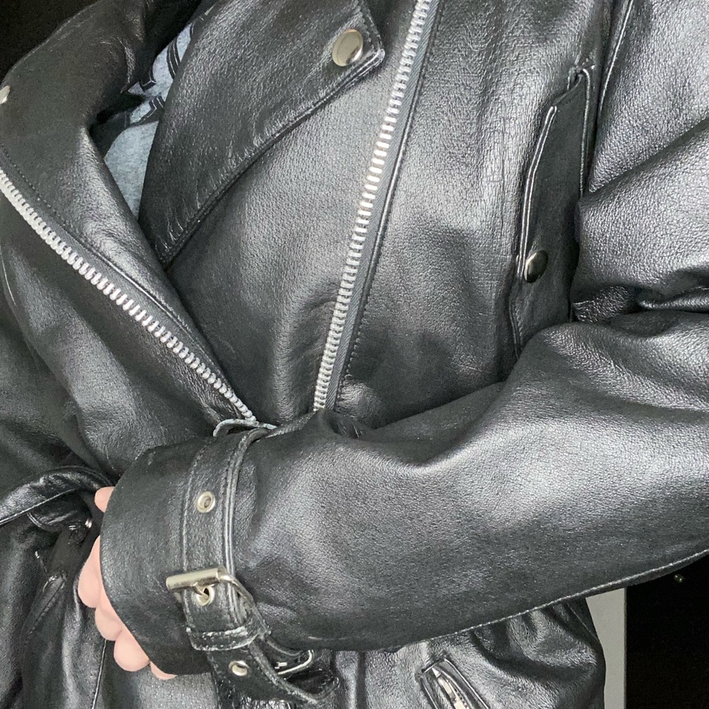 Leather Jacket - Picture 4 of 6